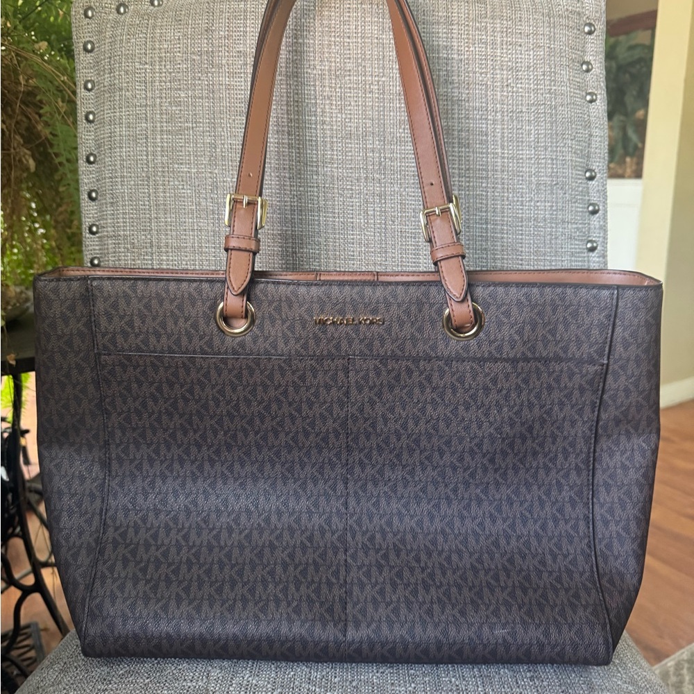 MICHEAL KORS Jet Set Travel Large Commuter Signature Women's Tote Bag - NWOT